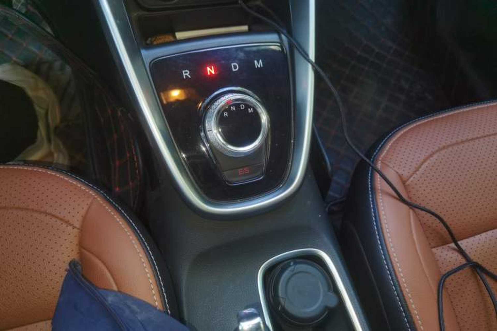 Used Baojun 510 2017 1.5L Automatic Luxury Model Gear Lever