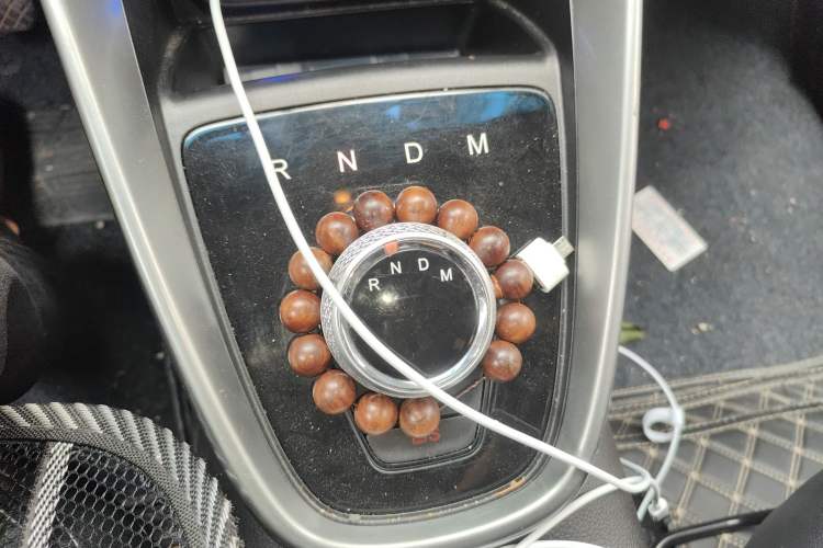 Used Baojun 510 2017 1.5L Automatic Fashion Model Gear Lever