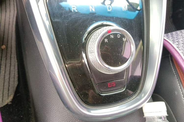 Used Baojun 510 2017 1.5L Automatic Luxury Model Gear Lever