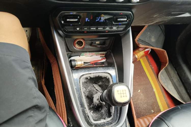 Used Baojun 510 2017 1.5L Manual Fashion Model Gear Lever
