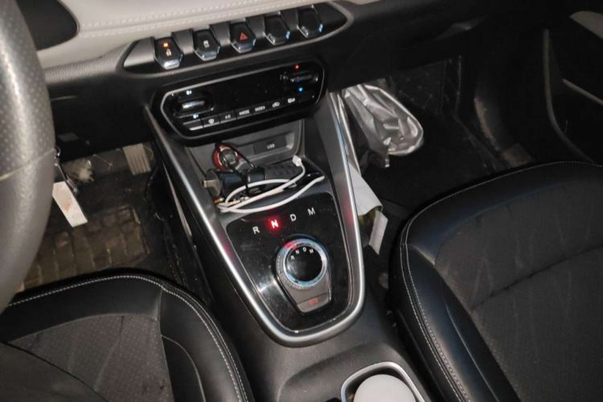 Used Baojun 510 2017 1.5L Automatic Fashion Model Gear Lever