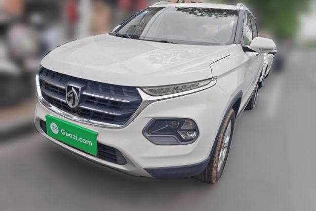 Used Baojun 510 2017 1.5L Automatic Fashion Model