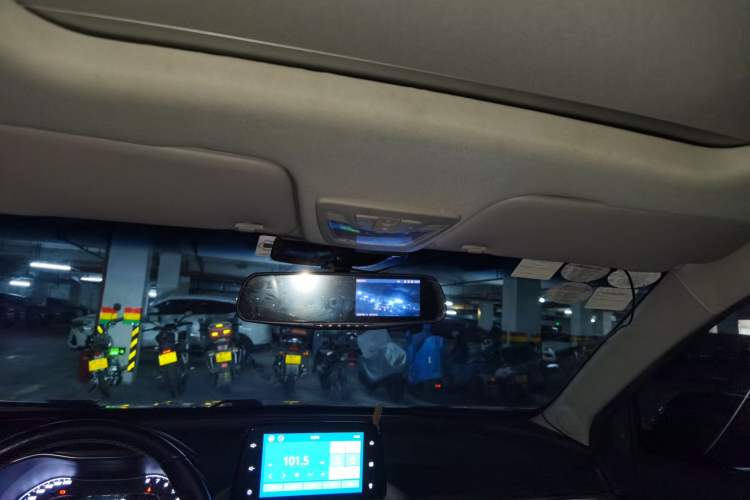 Used Baojun 510 2017 1.5L Automatic Luxury Model Headliner