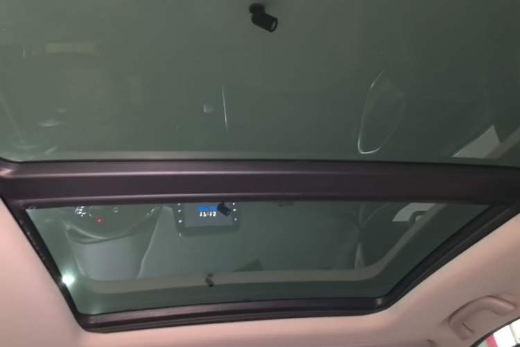 Used Baojun 510 2017 1.5L Manual Luxury Model Headliner