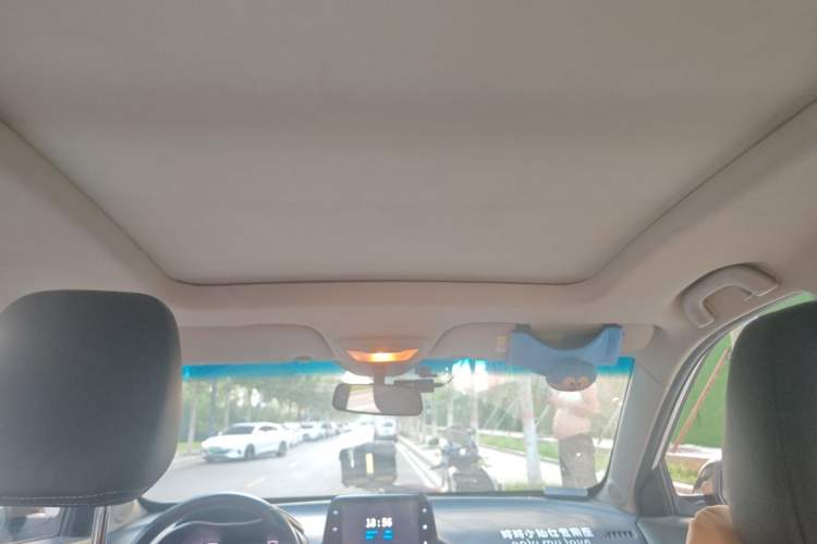 Used Baojun 510 2017 1.5L Automatic Luxury Model Headliner