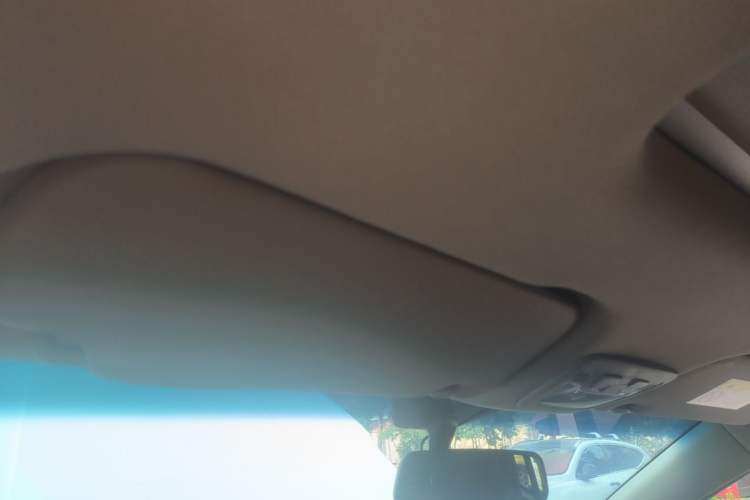 Used Baojun 510 2017 1.5L Automatic Luxury Model Headliner