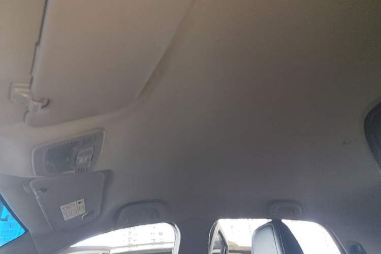Used Baojun 510 2017 1.5L Automatic Fashion Model Headliner