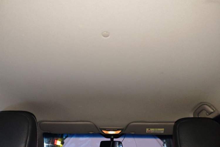 Used Baojun 510 2017 1.5L Automatic Fashion Model Headliner