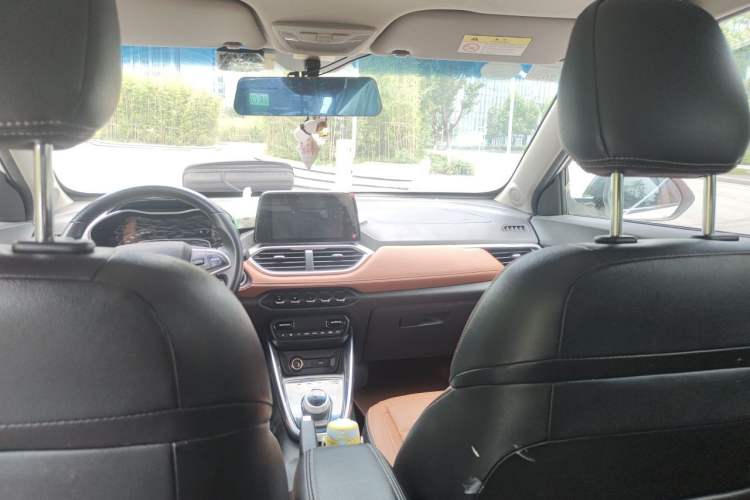 Used Baojun 510 2017 1.5L Automatic Luxury Model Headliner