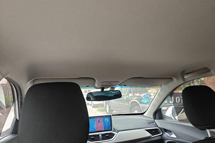 Used Baojun 510 2017 1.5L manual Comfort trim Headliner