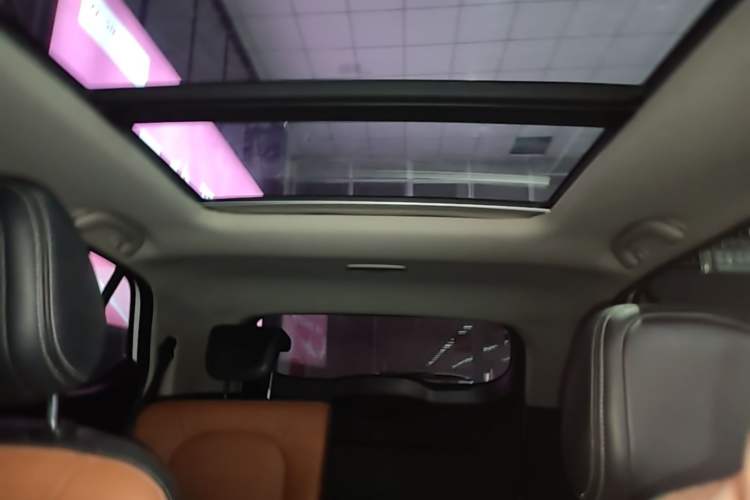Used Baojun 510 2017 1.5L Manual Luxury Model Headliner