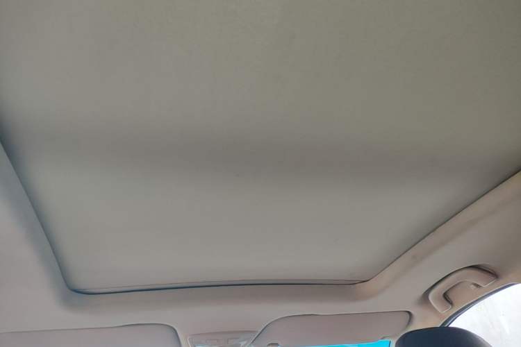 Used Baojun 510 2017 1.5L Manual Luxury Model Headliner