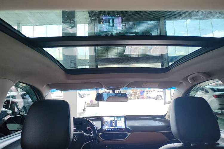 Used Baojun 510 2017 1.5L Automatic Luxury Model Headliner