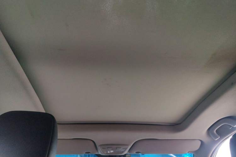 Used Baojun 510 2017 1.5L Manual Luxury Model Headliner