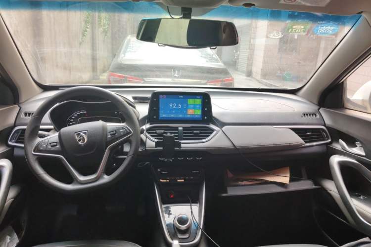 Used Baojun 510 2017 1.5L Automatic Fashion Model Headliner