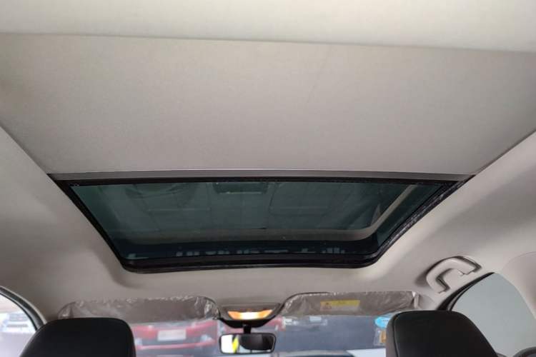 Used Baojun 510 2017 1.5L Manual Luxury Model Headliner