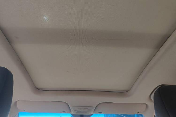 Used Baojun 510 2017 1.5L Automatic Luxury Model Headliner