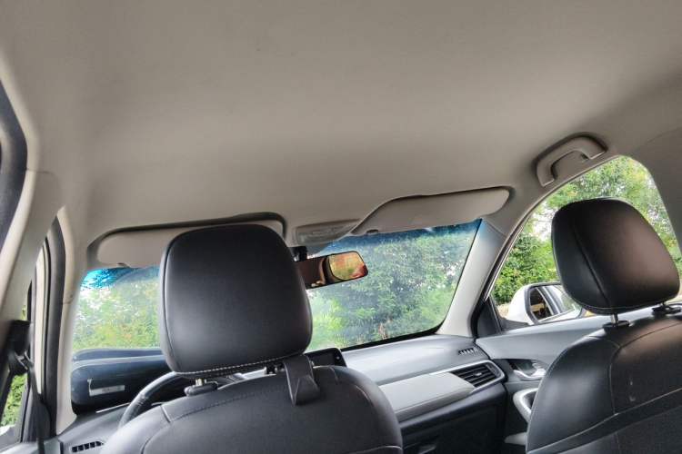Used Baojun 510 2017 1.5L Automatic Fashion Model Headliner