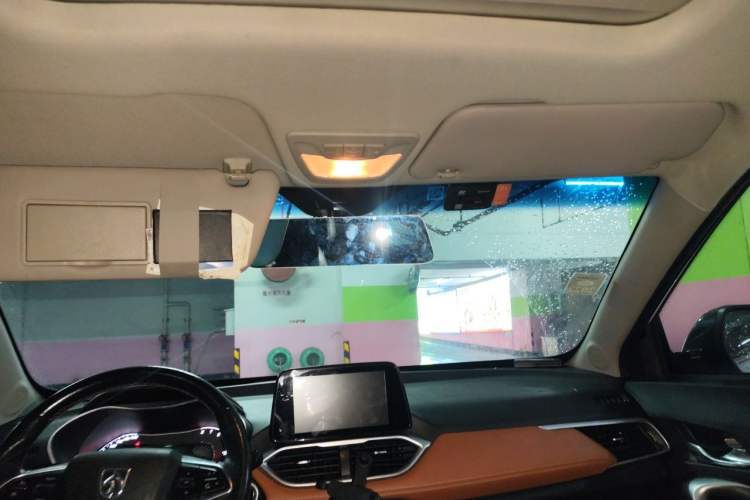 Used Baojun 510 2017 1.5L Automatic Luxury Model Headliner