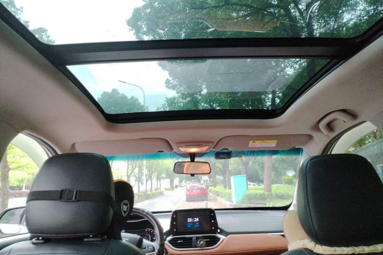 Used Baojun 510 2017 1.5L Manual Luxury Model Headliner