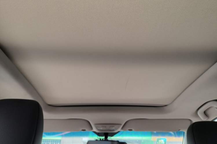 Used Baojun 510 2017 1.5L Automatic Luxury Model Headliner