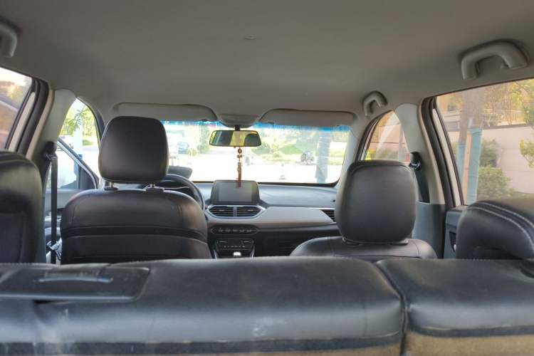 Used Baojun 510 2017 1.5L Manual Fashion Model Headliner