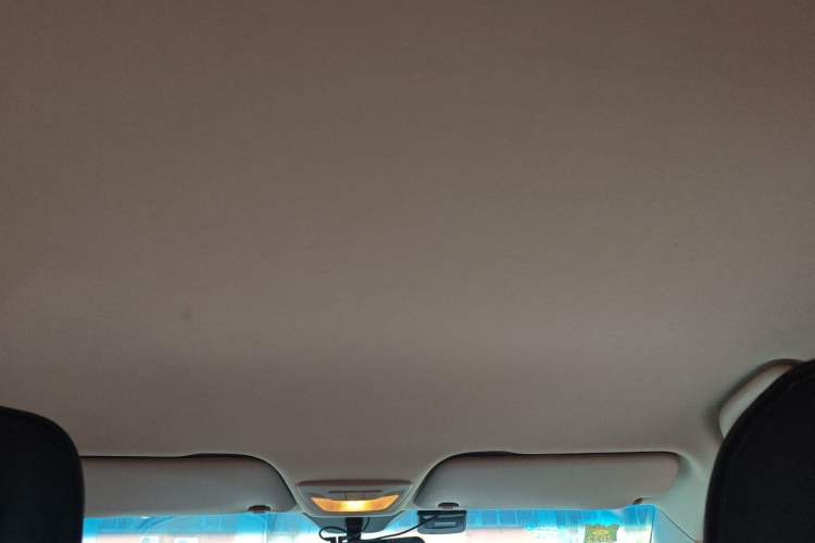 Used Baojun 510 2017 1.5L Manual Fashion Model Headliner
