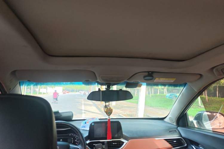 Used Baojun 510 2017 1.5L Manual Luxury Model Headliner