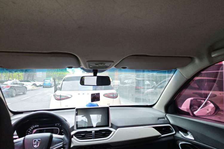 Used Baojun 510 2017 1.5L manual Comfort trim Headliner