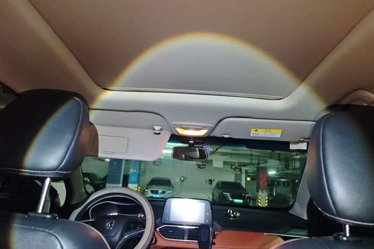 Used Baojun 510 2017 1.5L Manual Luxury Model Headliner