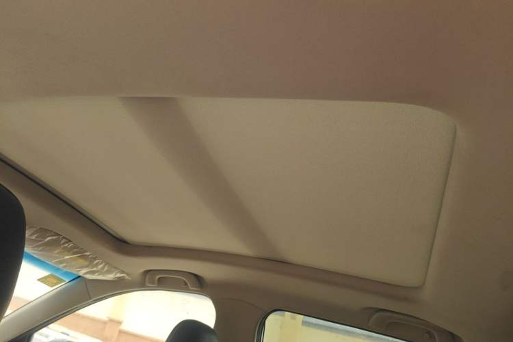 Used Baojun 510 2017 1.5L Manual Luxury Model Headliner