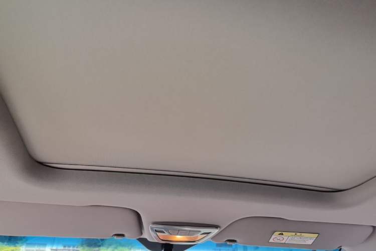 Used Baojun 510 2017 1.5L Automatic Luxury Model Headliner