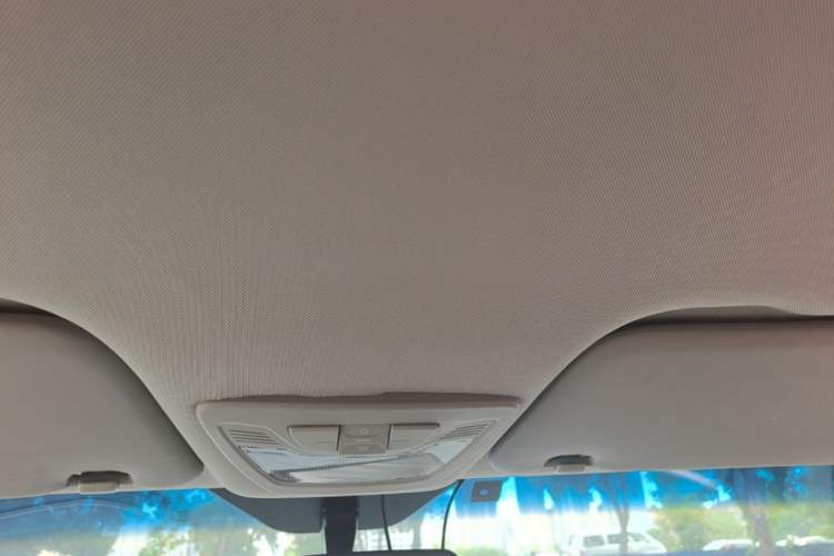 Used Baojun 510 2017 1.5L Automatic Fashion Model Headliner