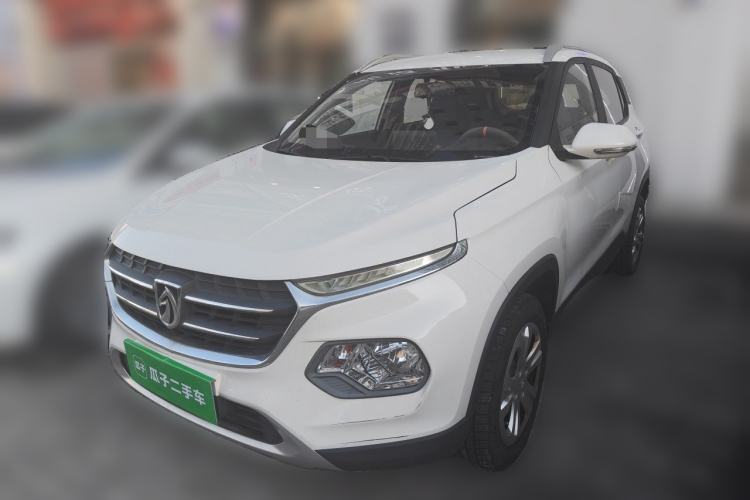 Used Baojun 510 2017 1.5L manual Comfort trim Guazi used car, China used car export, Used car for sale, Used Baojun cars, Cheapest cars for sale