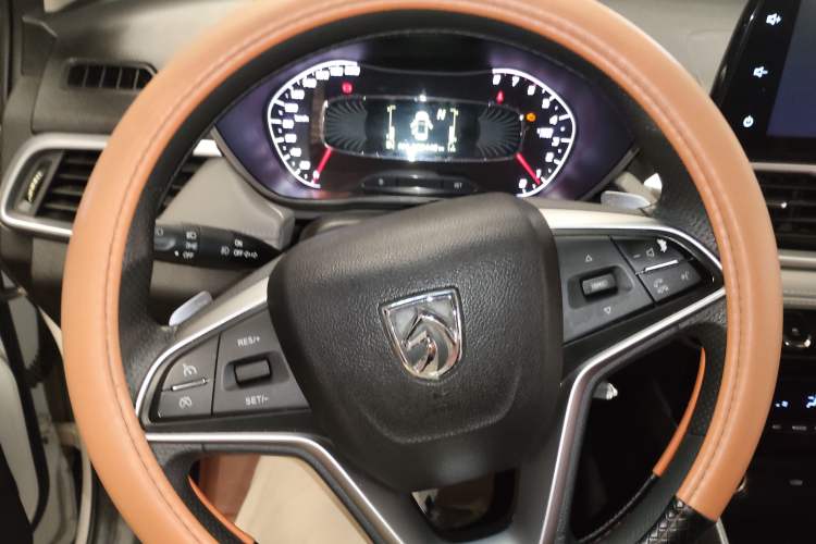 Used Baojun 510 2017 1.5L Automatic Fashion Model Instrument Cluster