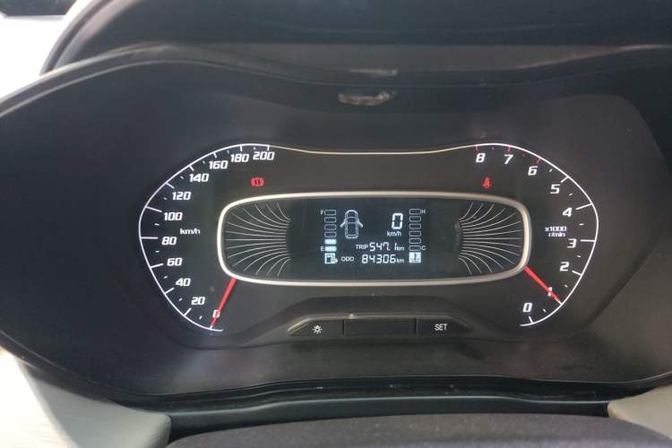 Used Baojun 510 2017 1.5L manual Comfort trim Instrument Cluster