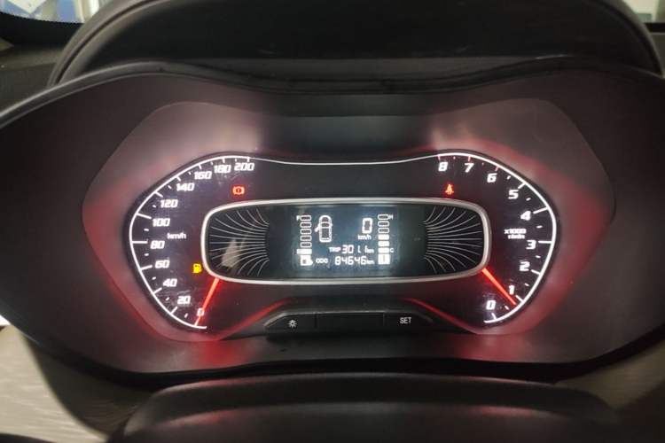 Used Baojun 510 2017 1.5L manual Comfort trim Instrument Cluster