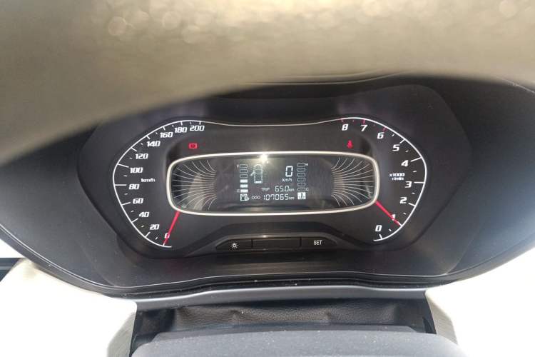 Used Baojun 510 2017 1.5L manual Comfort trim Instrument Cluster