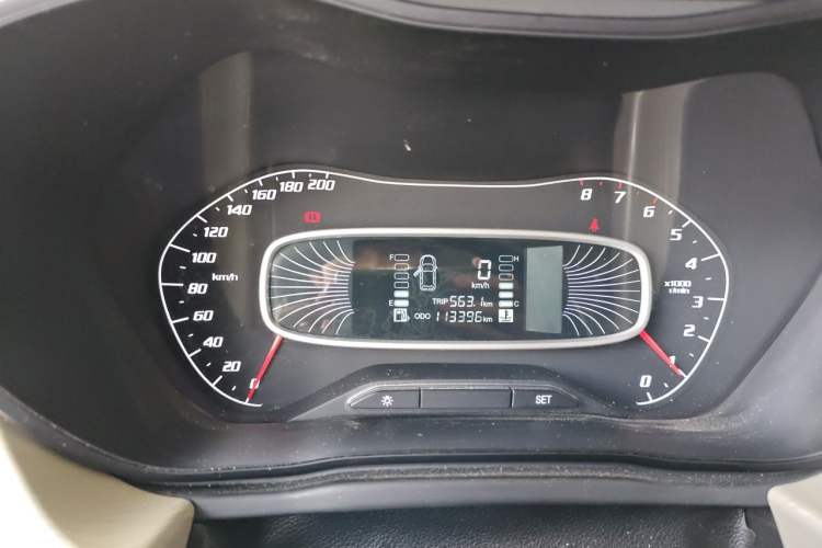 Used Baojun 510 2017 1.5L manual Comfort trim Instrument Cluster