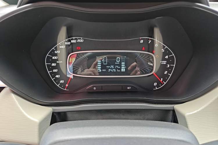 Used Baojun 510 2017 1.5L manual Comfort trim Instrument Cluster