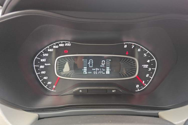 Used Baojun 510 2017 1.5L manual Comfort trim Instrument Cluster