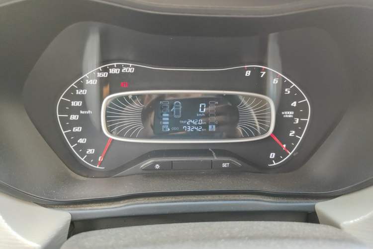 Used Baojun 510 2017 1.5L manual Comfort trim Instrument Cluster