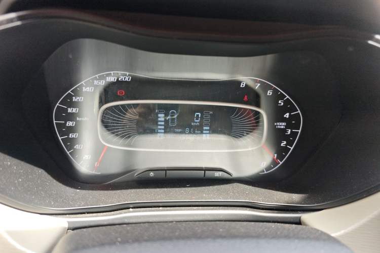 Used Baojun 510 2017 1.5L manual Comfort trim Instrument Cluster