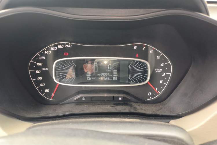 Used Baojun 510 2017 1.5L manual Comfort trim Instrument Cluster