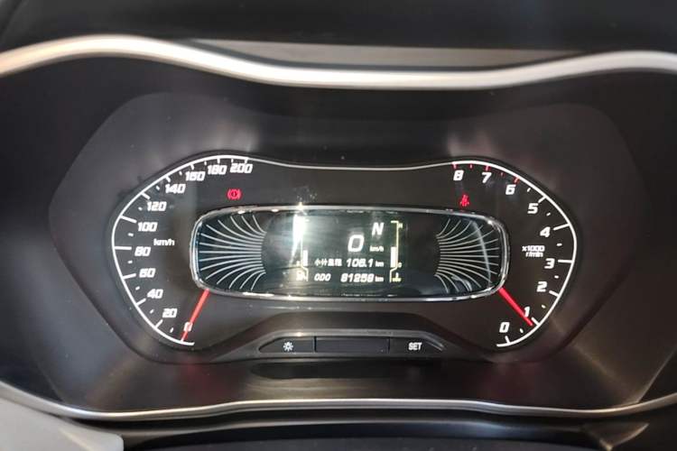 Used Baojun 510 2017 1.5L Automatic Fashion Model Instrument Cluster