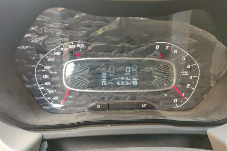 Used Baojun 510 2017 1.5L manual Comfort trim Instrument Cluster