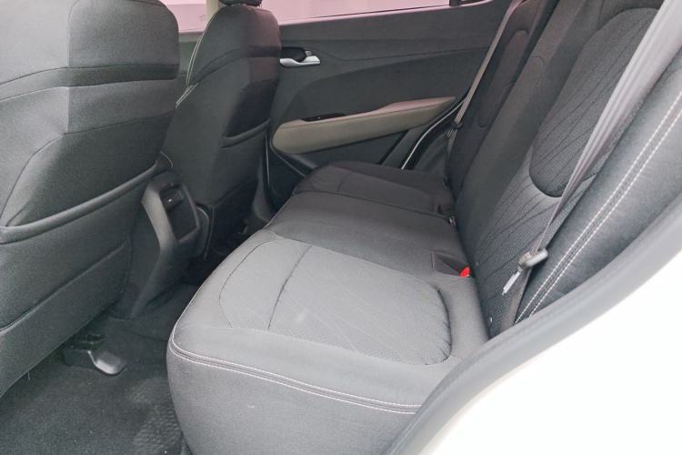 Used Baojun 510 2017 1.5L manual Comfort trim Interior 1