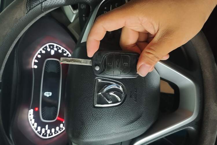 Used Baojun 510 2017 1.5L manual Comfort trim Interior 1
