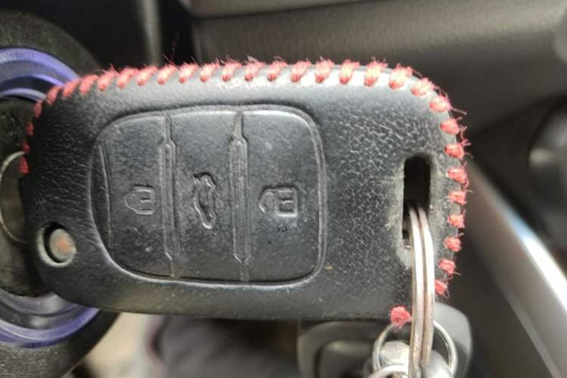 Used Baojun 510 2017 1.5L Manual Fashion Model Interior 1