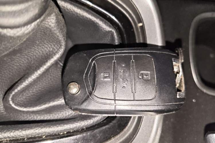 Used Baojun 510 2017 1.5L Manual Fashion Model Interior 1